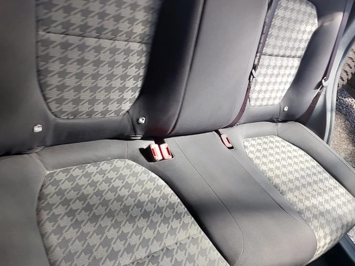MG ZS 1.5L std 4x2 mt5 año 2025 - Imagen 13