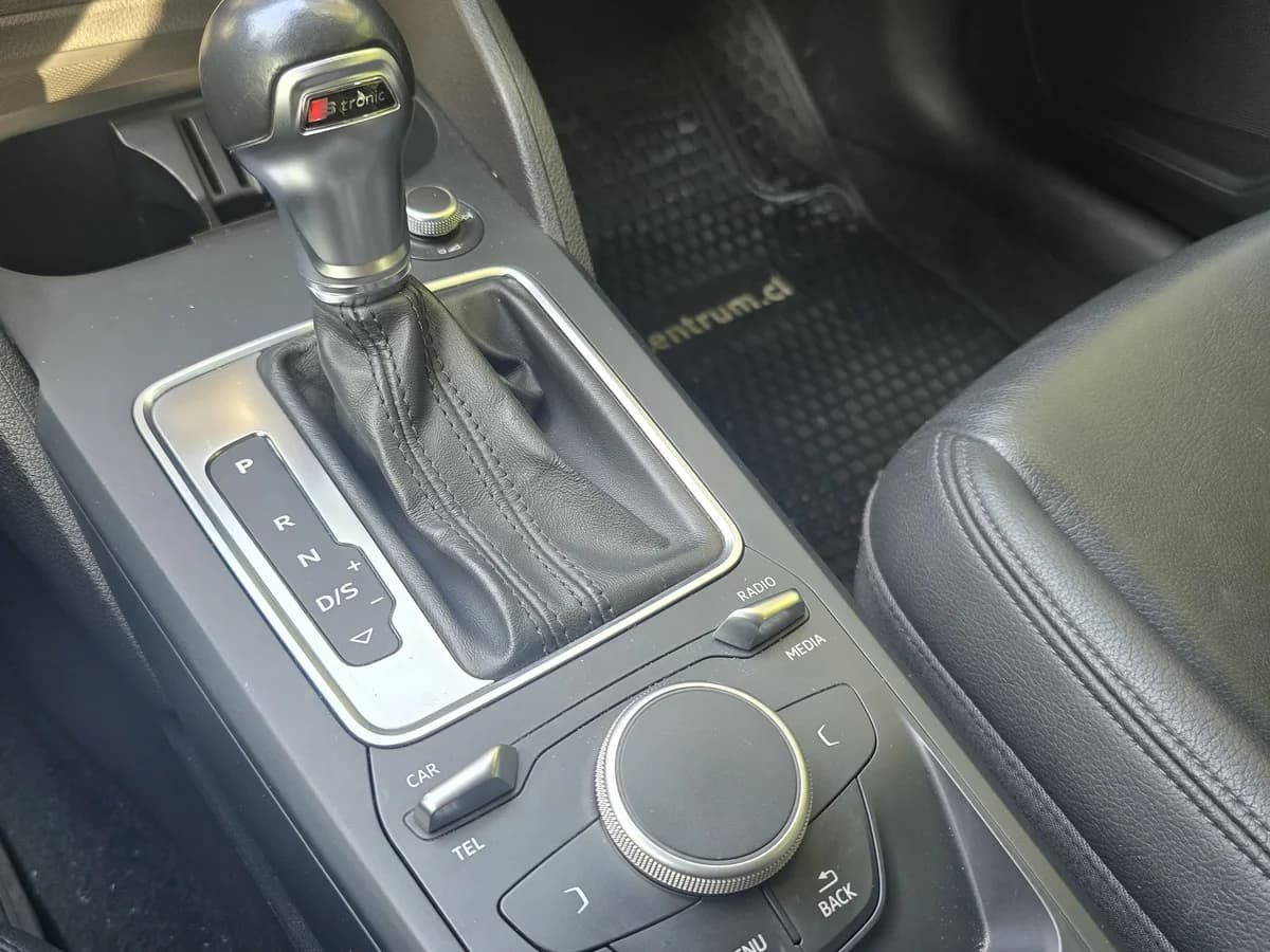 AUDI Q2 35 TFSI S TRONIC 2020 - Imagen 7