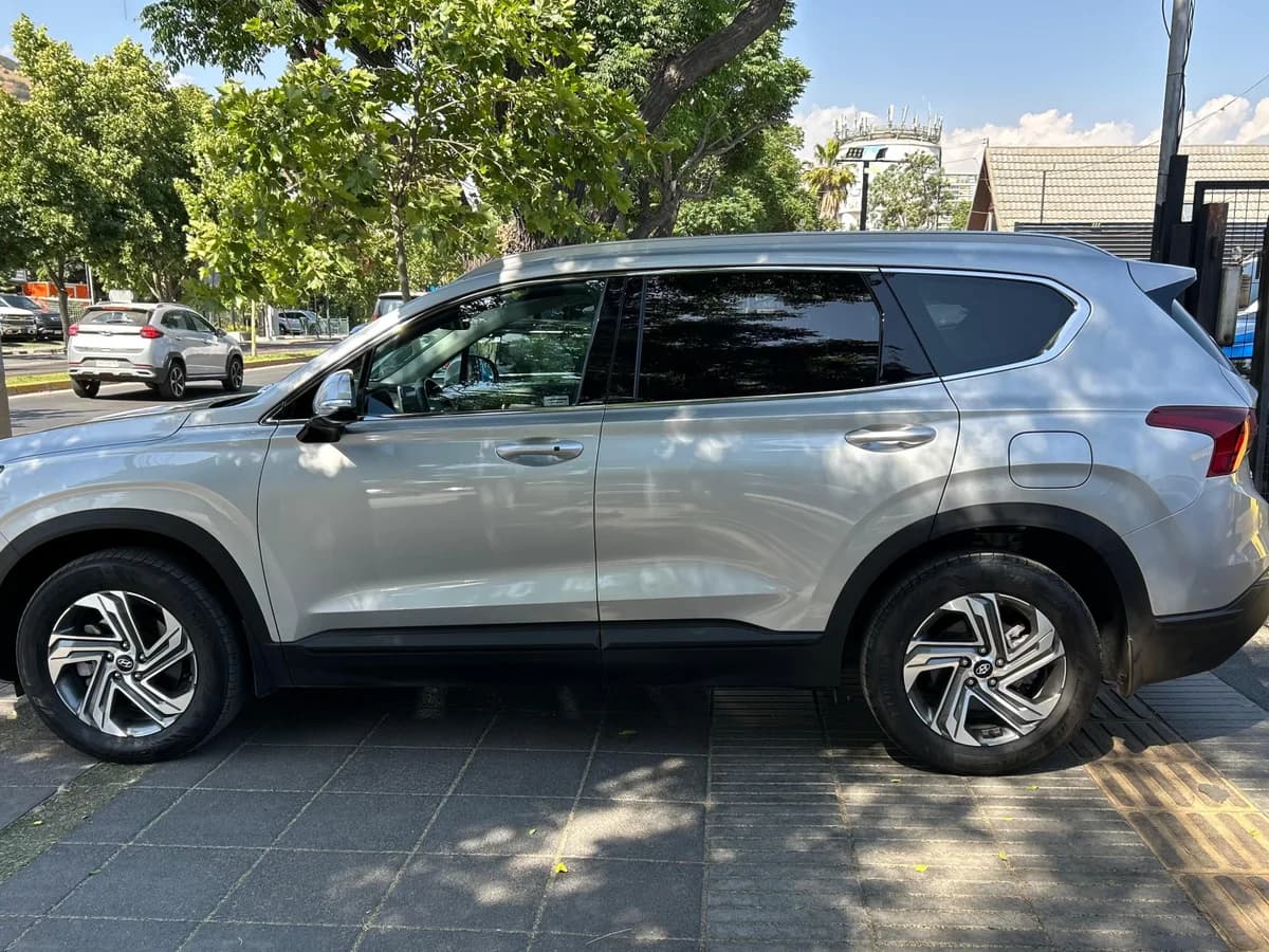 2024 HYUNDAI Santa Fe - Imagen 4