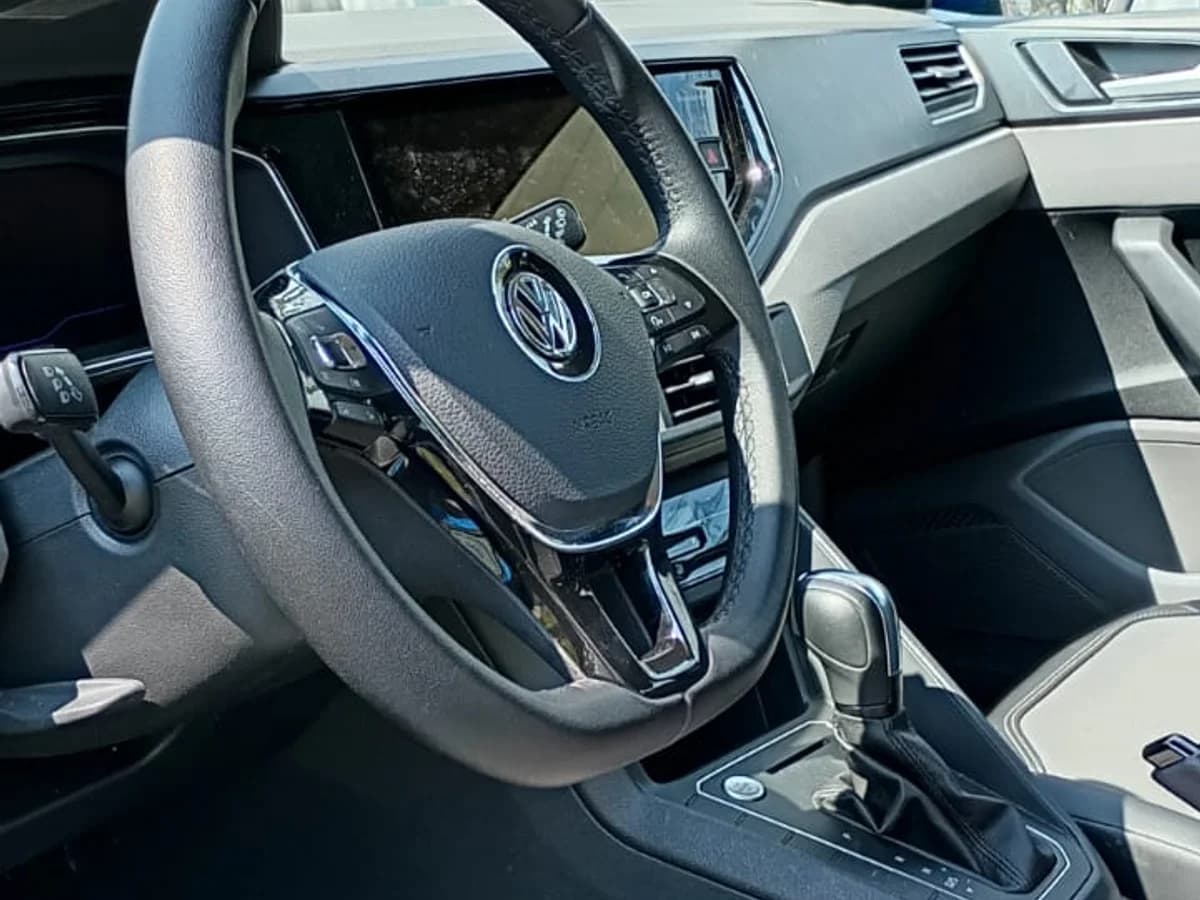 VOLKSWAGEN Polo 2023 - Imagen 9